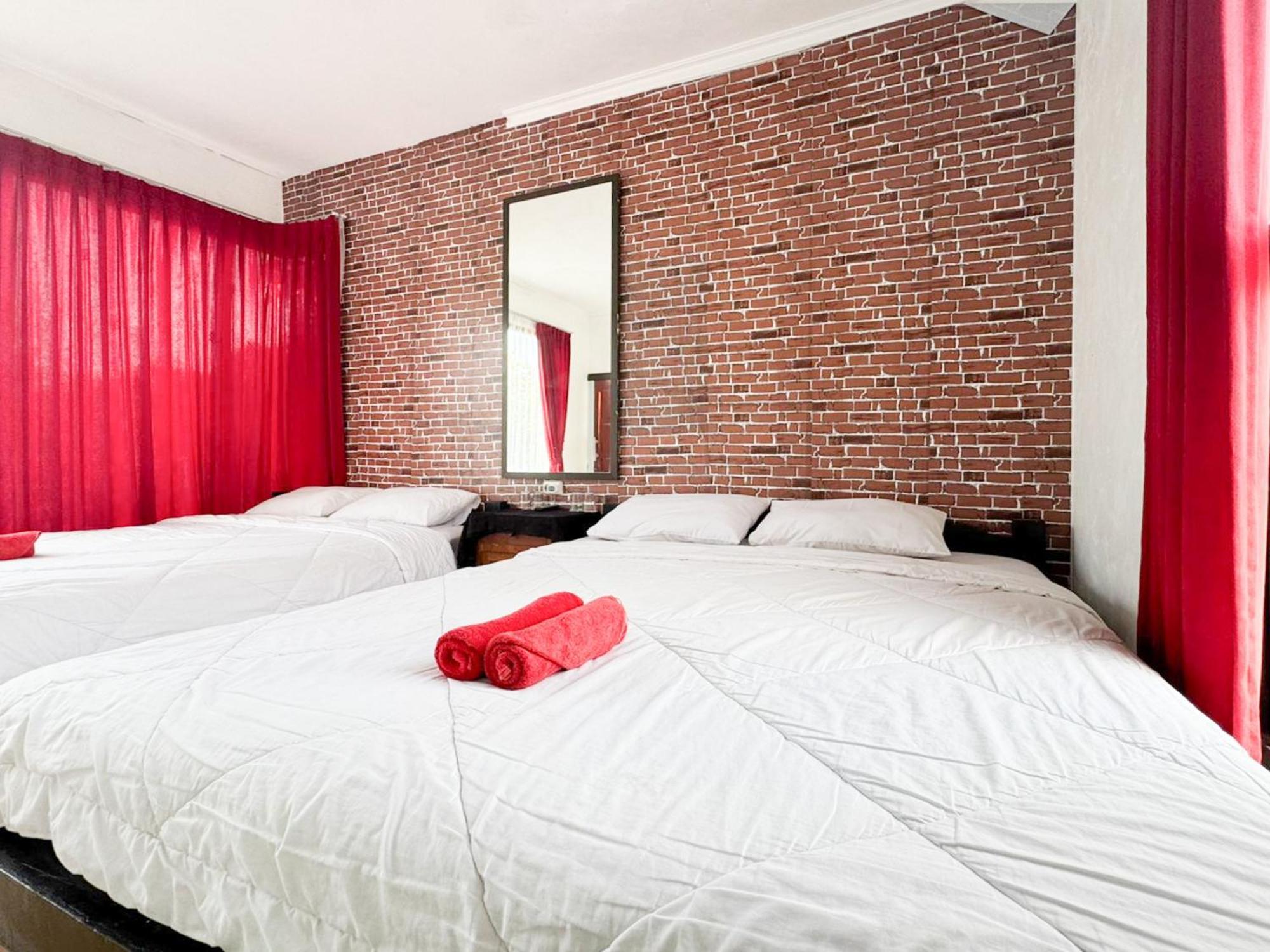 Alam Citra Bnb Mitra Reddoorz Gandok Exterior foto
